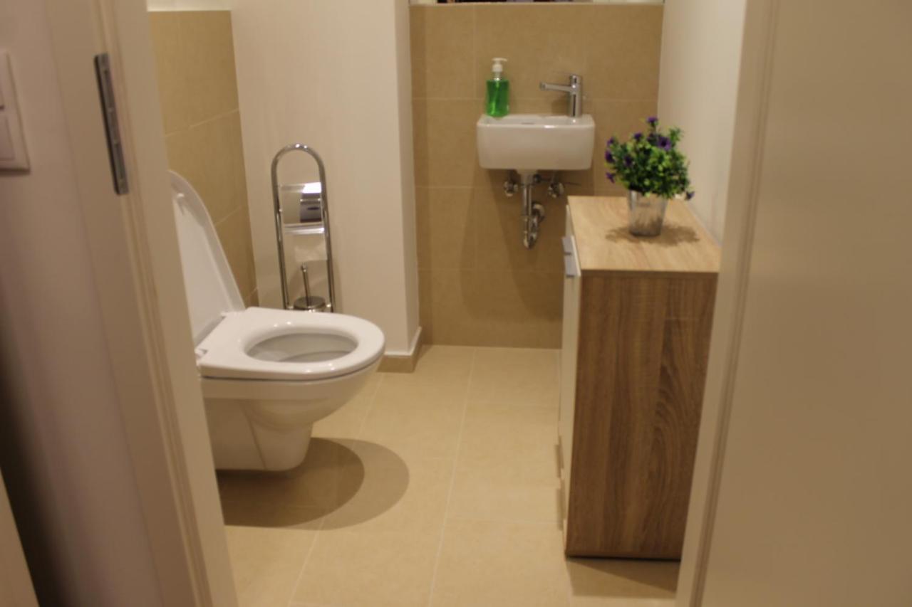 维也纳Spacious, Modern 1-Bdrm Apt Near Vic & Austria Ctr公寓 外观 照片